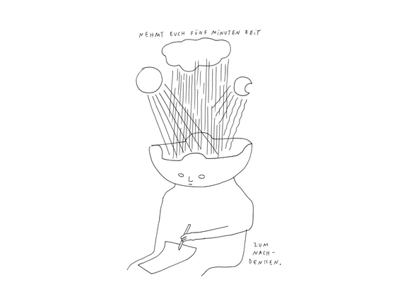 Man sieht eine Figur die sitzt und mit einem Stift in der Hand und einem Papier auf dem Schoß. Der Blick der Figur ist auf das Papier gerichtet. Der Kop der Figur ist oval und oben offen. Über der Figur ist eine Sonne, eine Wolke und ein Mond, die in den Kopf reinstrahlen. Über dem Kopf steht 